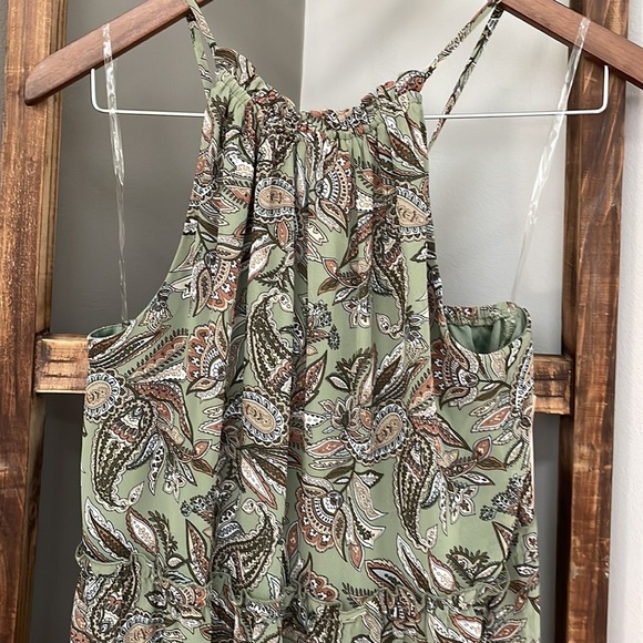 Cute summer dress!! NWT - Picture 2 of 7